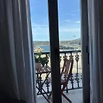 Fachada Marítima - Piso Exclusivo Frente Al Mar En Pleno Centro * Porto do Son