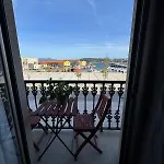 Fachada Marítima - Piso Exclusivo Frente Al Mar En Pleno Centro * Porto do Son