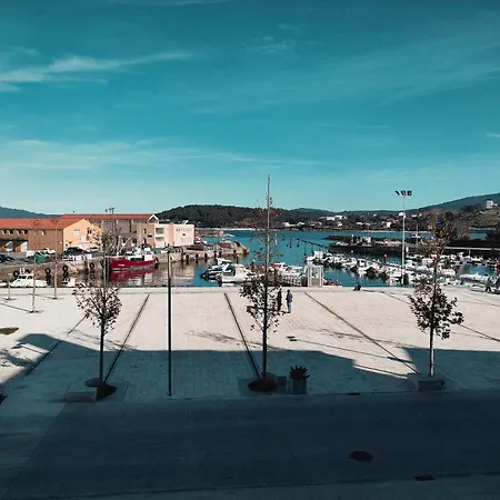 Fachada Marítima - Piso Exclusivo Frente Al Mar En Pleno Centro Apartamento